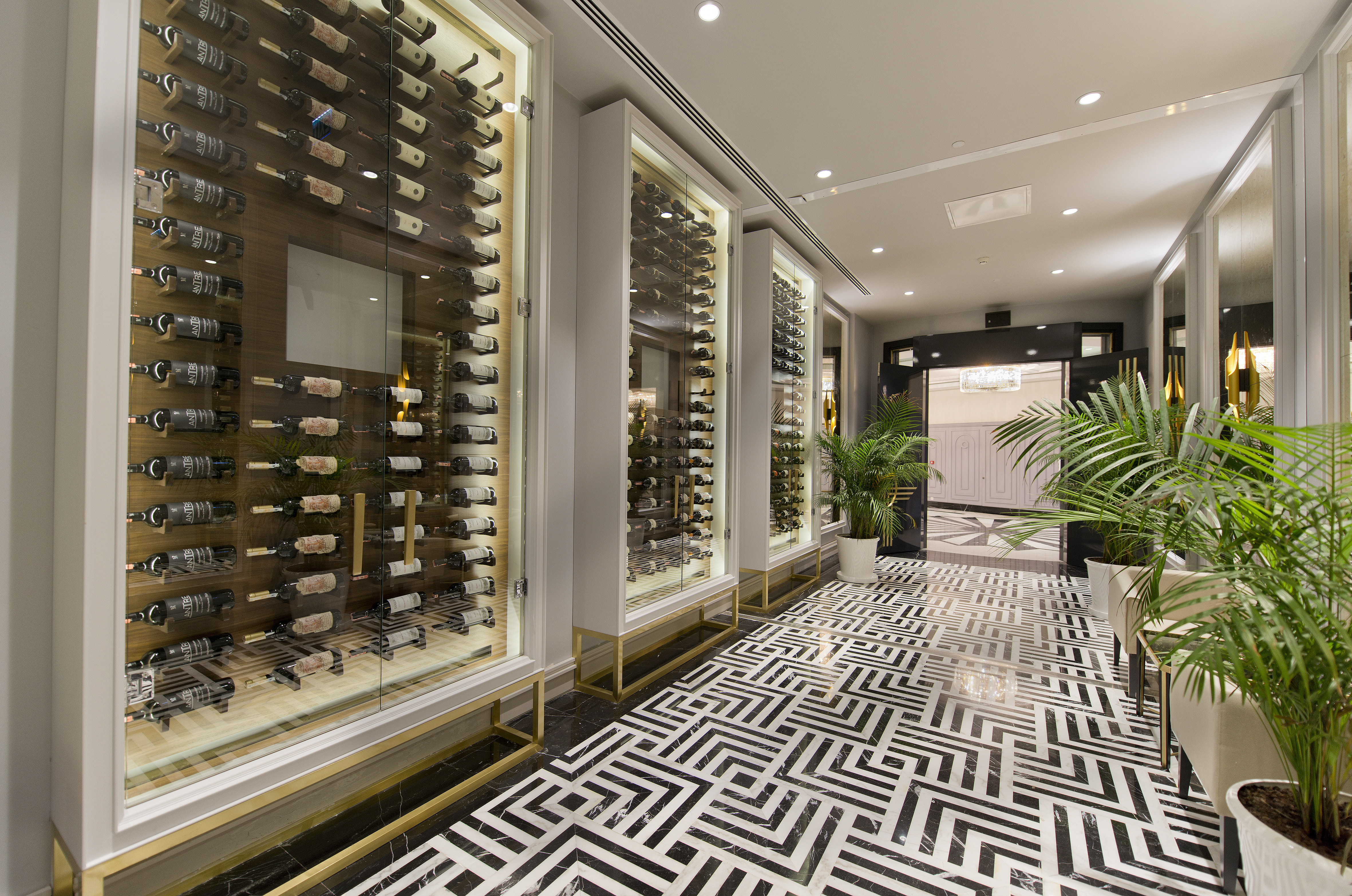Ramada Plaza by Wyndham Trabzon restaurant in Trabzon, Other than US/Canada
